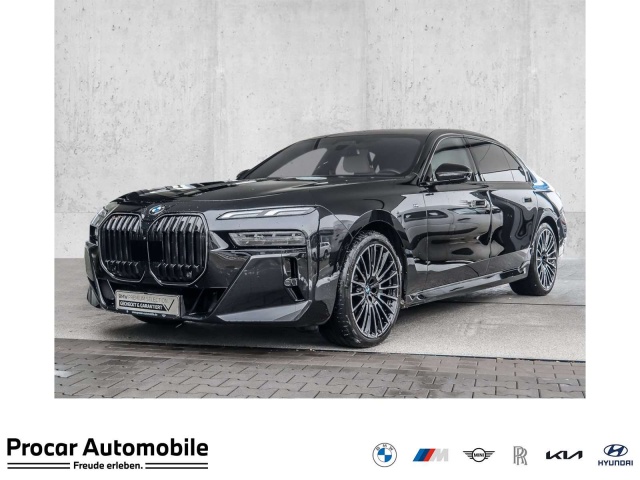 BMW 740