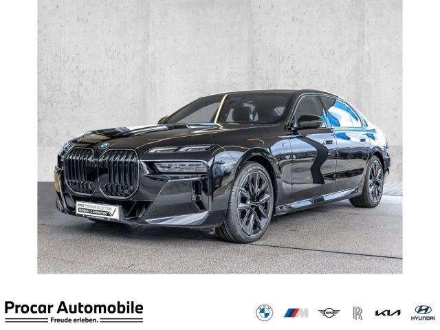 BMW 740