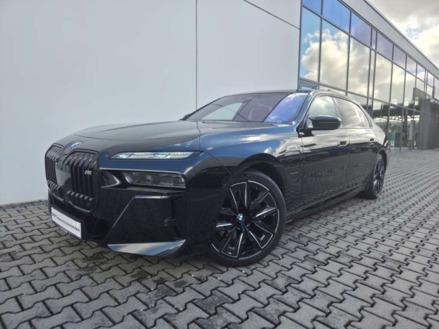 BMW 760