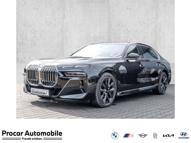 BMW 740