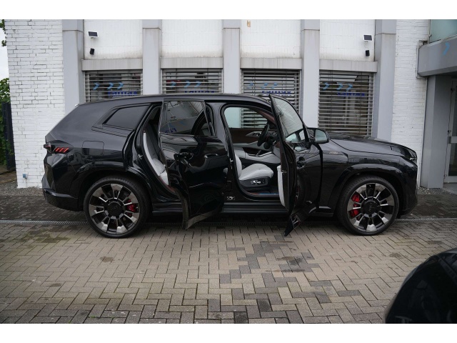 BMW XM