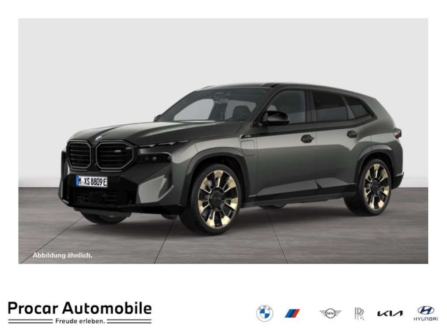 BMW XM