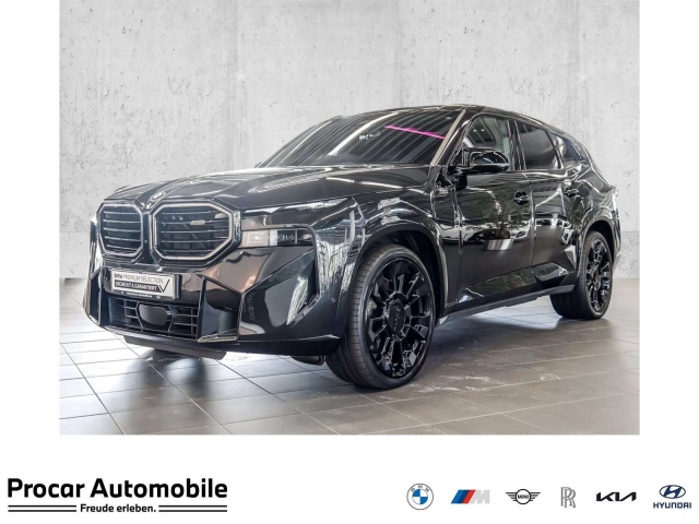 BMW XM