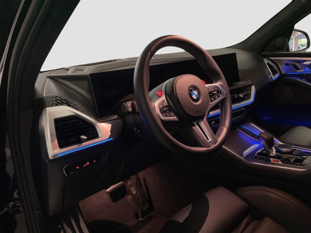 BMW XM