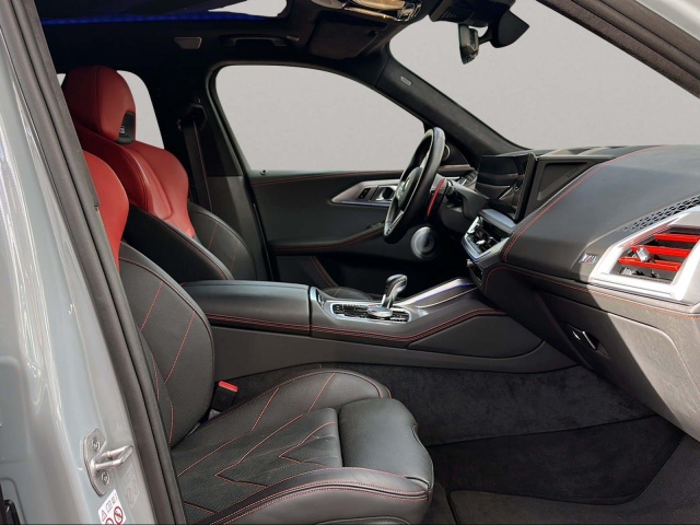 BMW XM