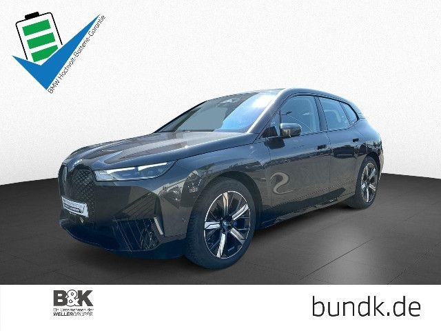 BMWi iX