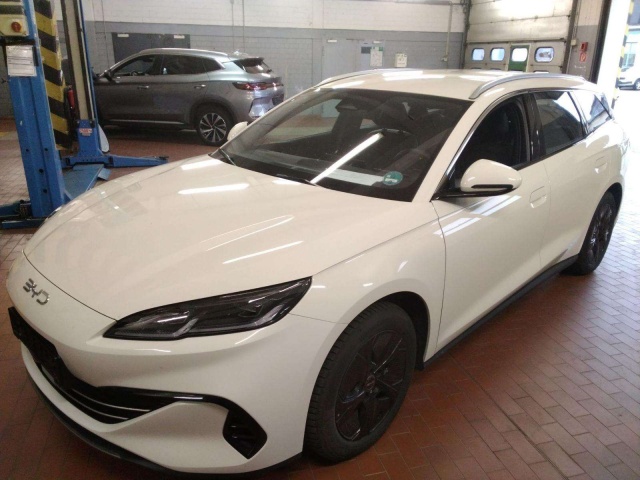 BYD Seal 6