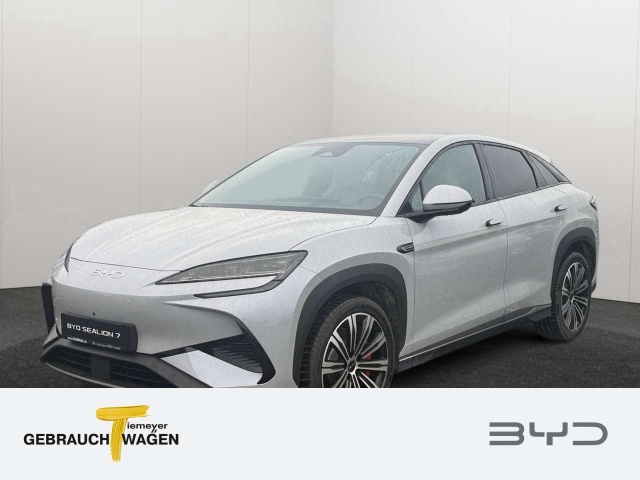 BYD Sealion 7