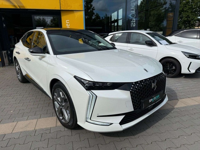 DS automobiles DS 4