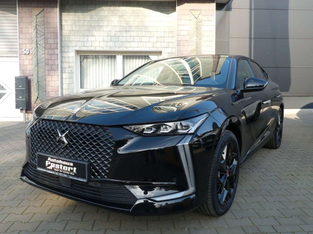 DS automobiles DS 4