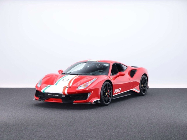 Ferrari 488