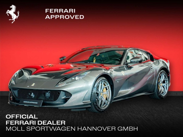 Ferrari 812