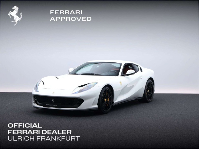 Ferrari 812