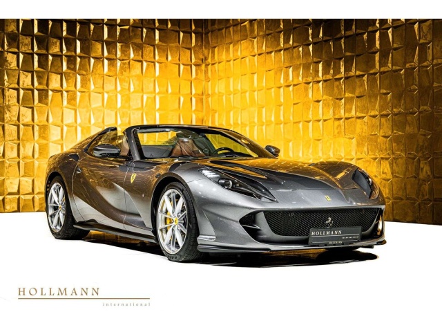 Ferrari 812