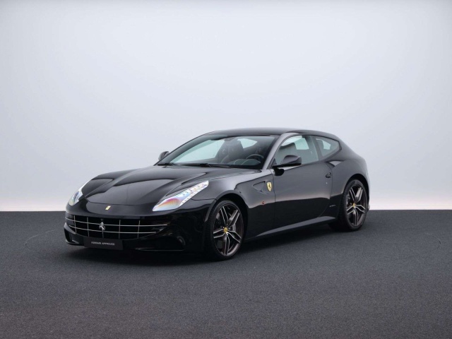 Ferrari FF