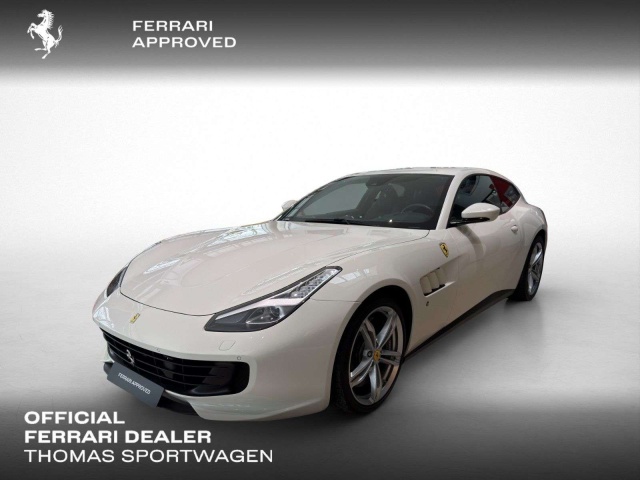 Ferrari GTC4 Lusso