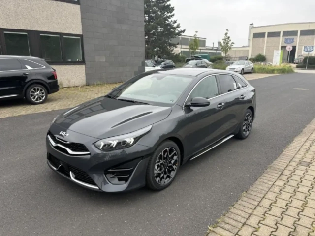 Kia ProCeed