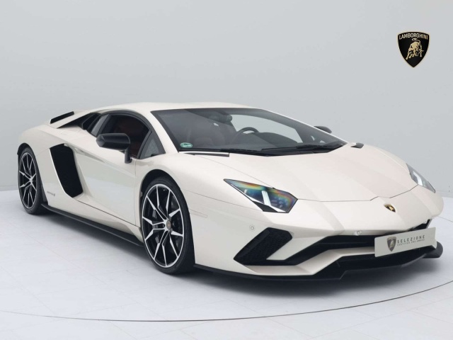 Lamborghini Aventador