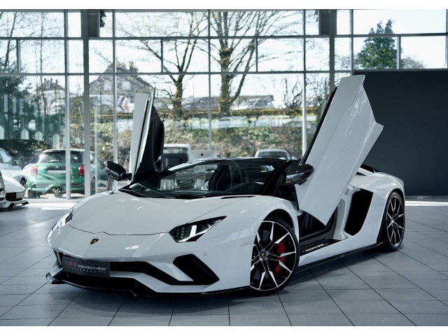 Lamborghini Aventador