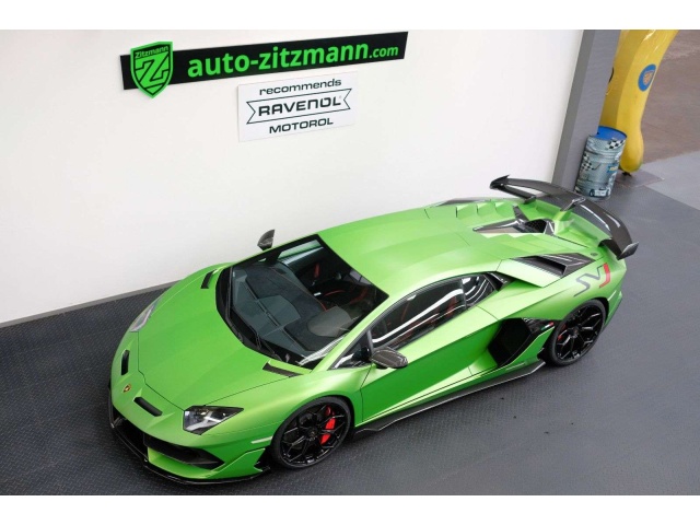 Lamborghini Aventador