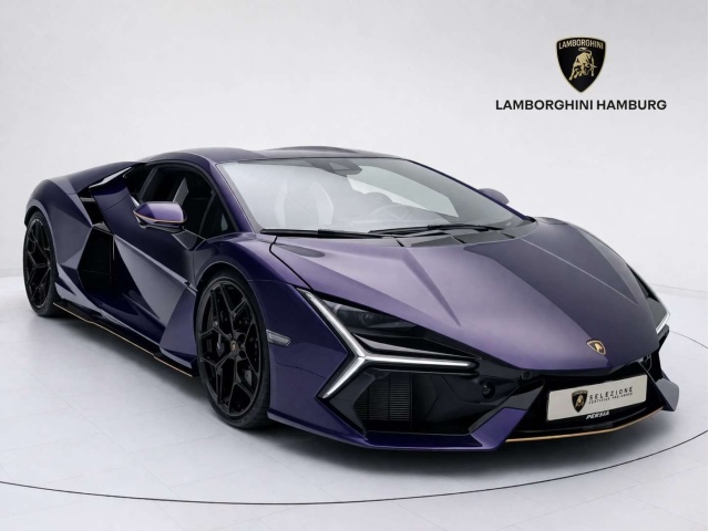 Lamborghini Revuelto