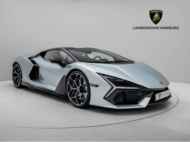 Lamborghini Revuelto