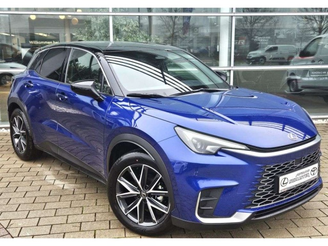 Lexus LBX