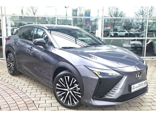 Lexus RZ
