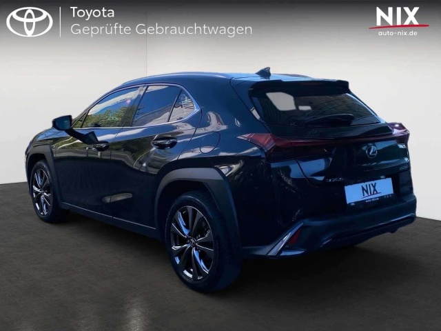 Lexus UX 250h