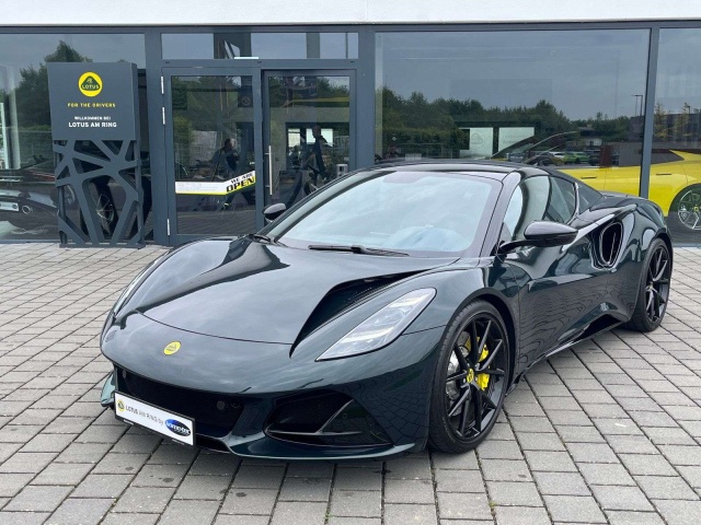 Lotus Emira