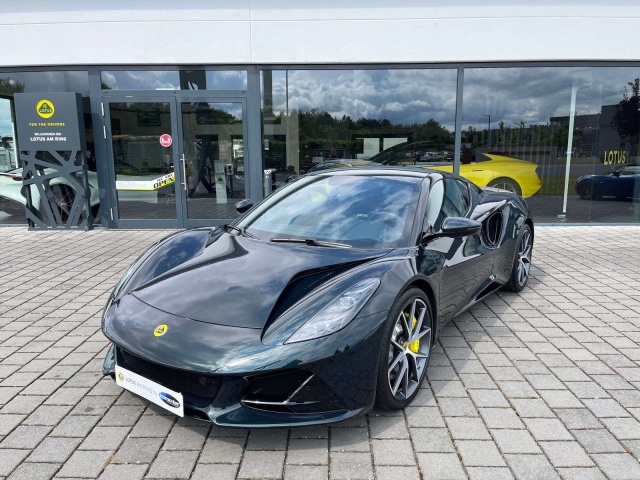Lotus Emira