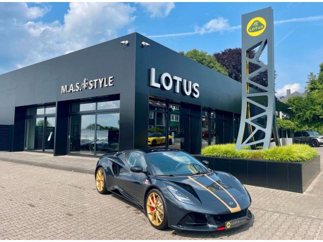 Lotus Emira