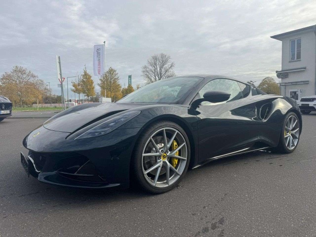 Lotus Emira