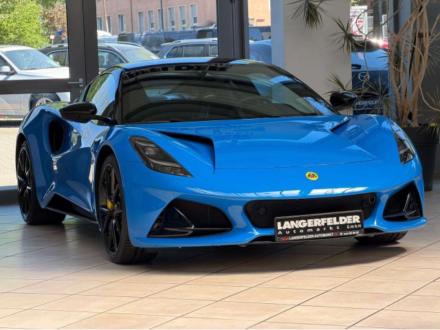 Lotus Emira