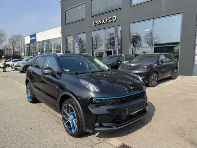 Lynk&Co 01