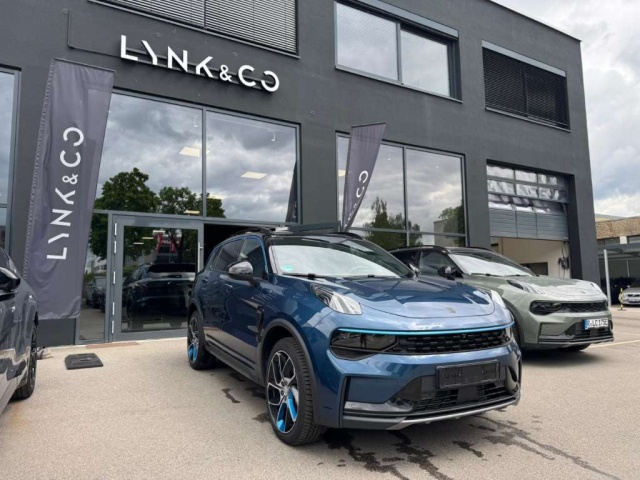 Lynk&Co 01