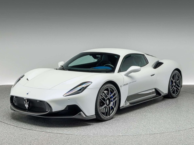 Maserati MC20