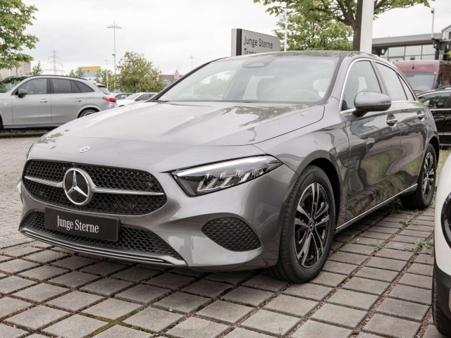Mercedes-Benz A 180