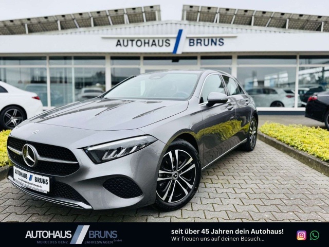 Mercedes-Benz A 180