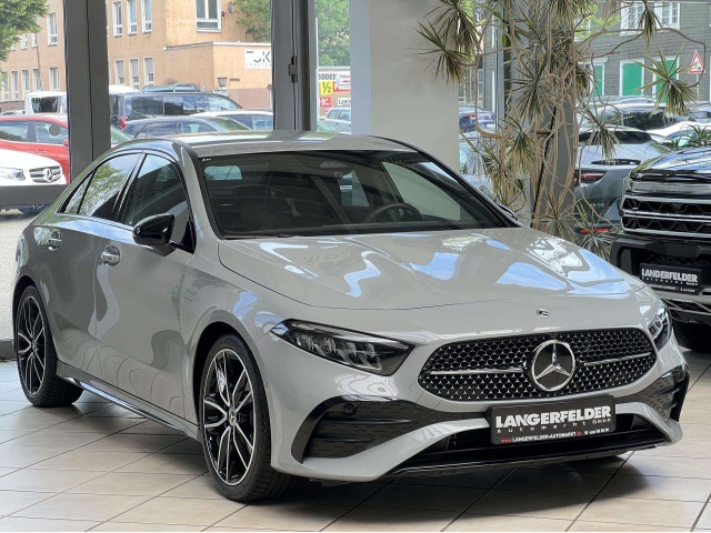 Mercedes-Benz A 180