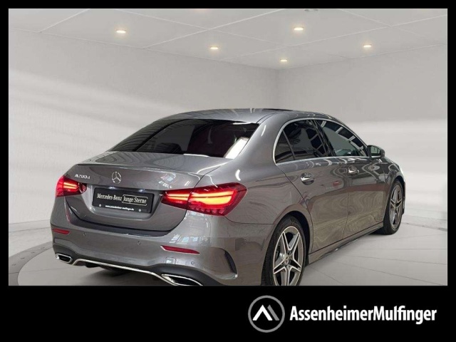 Mercedes-Benz A 200