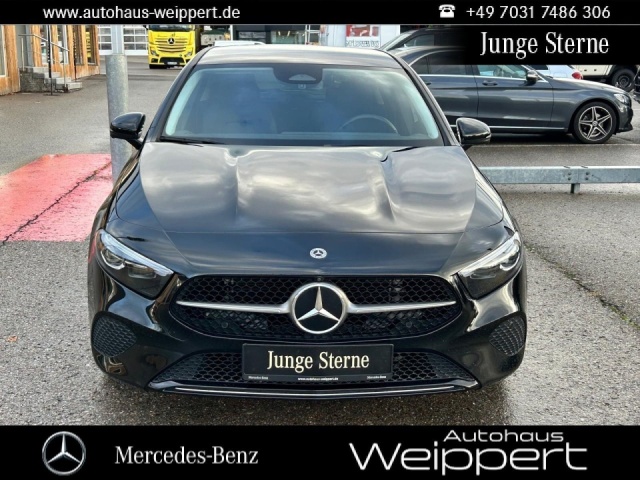 Mercedes-Benz A 220