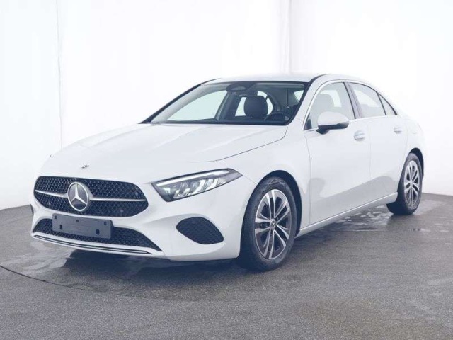 Mercedes-Benz A 220