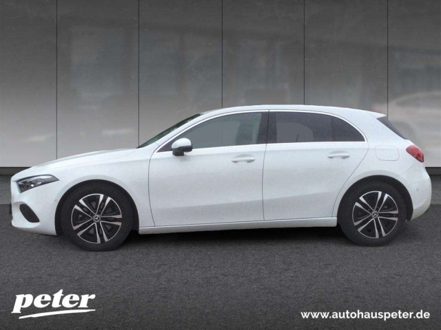 Mercedes-Benz A 220