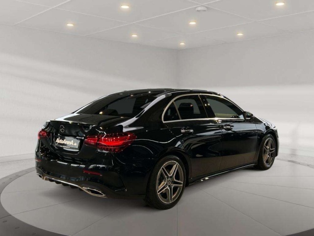 Mercedes-Benz A 220