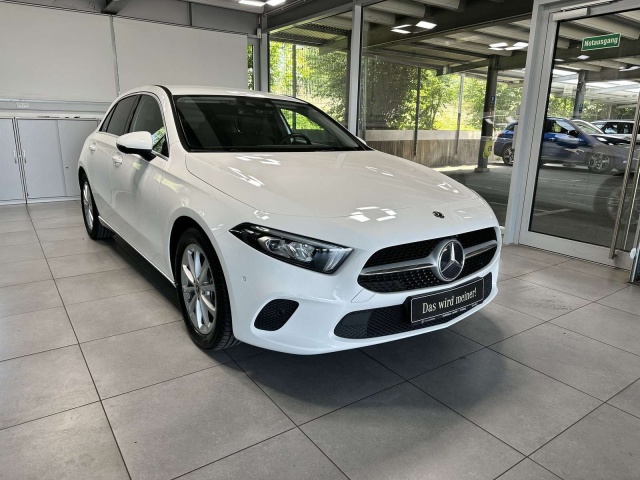 Mercedes-Benz A 220
