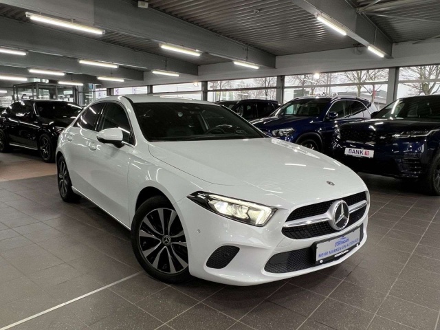 Mercedes-Benz A 220