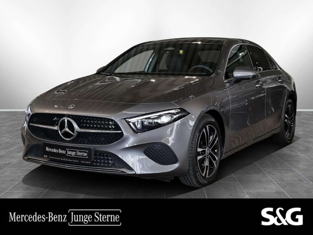 Mercedes-Benz A 220