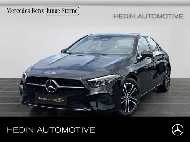 Mercedes-Benz A 220