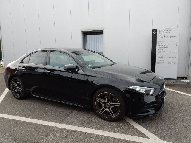 Mercedes-Benz A 220